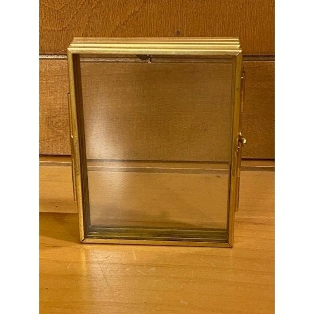 Brass Folding Picture Frame 4 Panel Accordion Glass Vintage Gold Tone Hinged 2x3